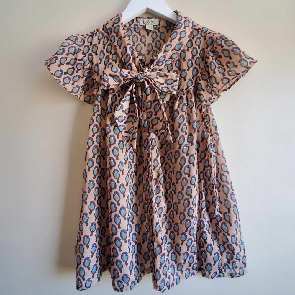 Vintage Lolita short sleeve blouse with bird printed pattern, bow front, Large